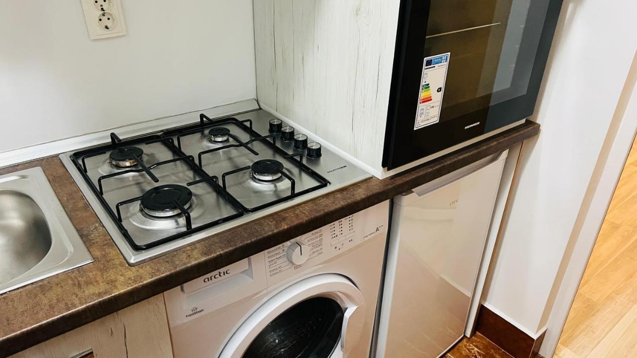 Appartement Garsoniera Centru Pietonal à Târgu Jiu Extérieur photo